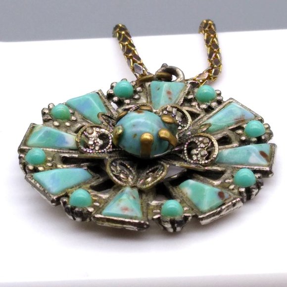Vintage Turquoise Confetti Lucite Pendant Medallion Set in Silver Tone Ornate - Picture 2 of 5